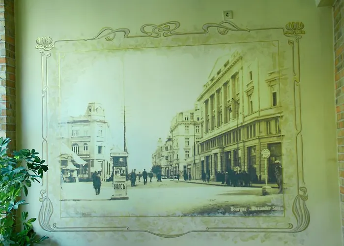 Family Chiplakoff Burgasz